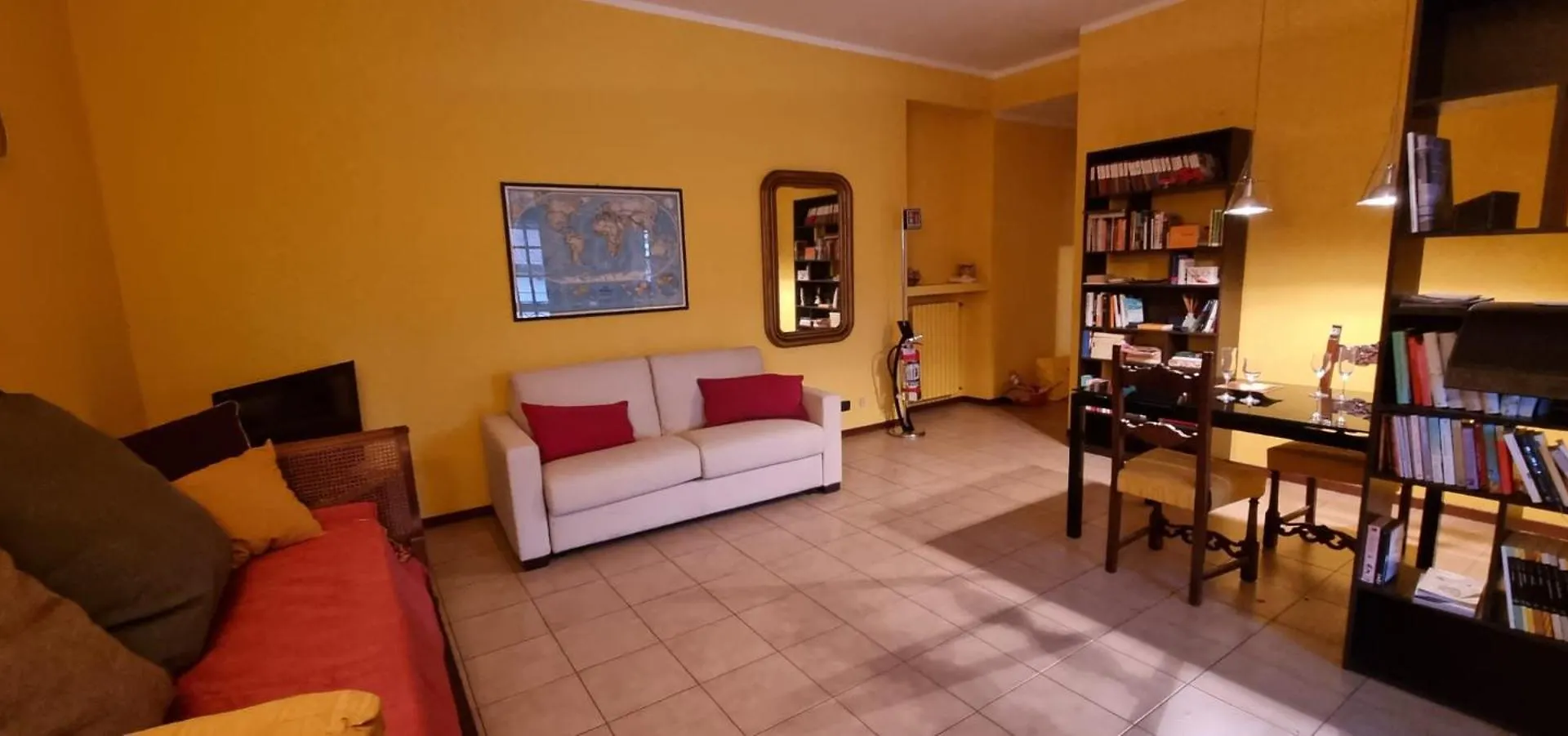 Rum i privatbostad Bergamo Central Living
